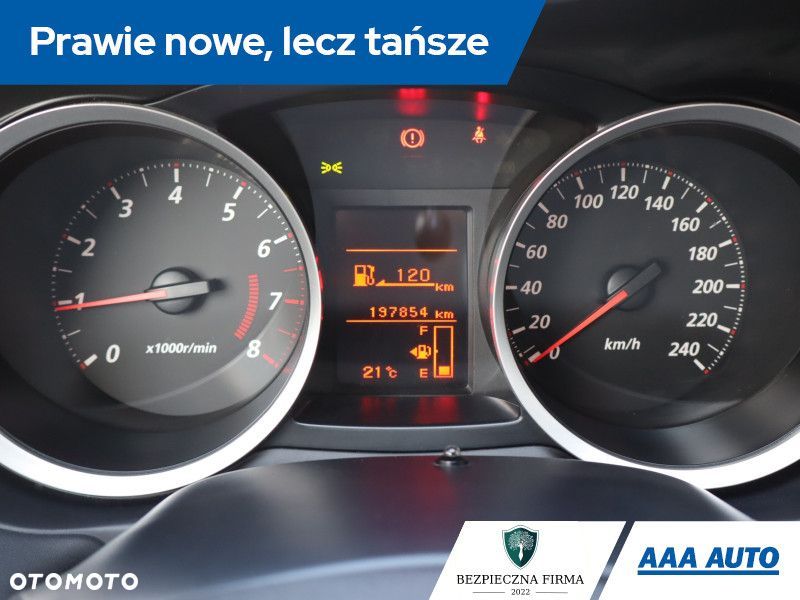 Mitsubishi Lancer - 12