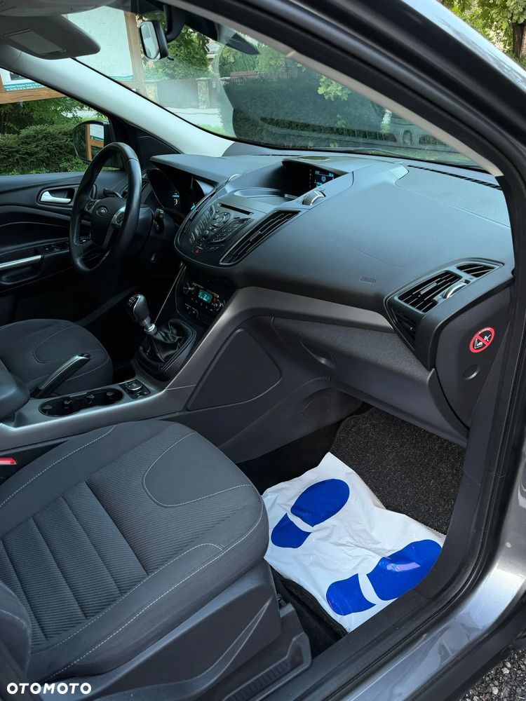 Ford Kuga - 34