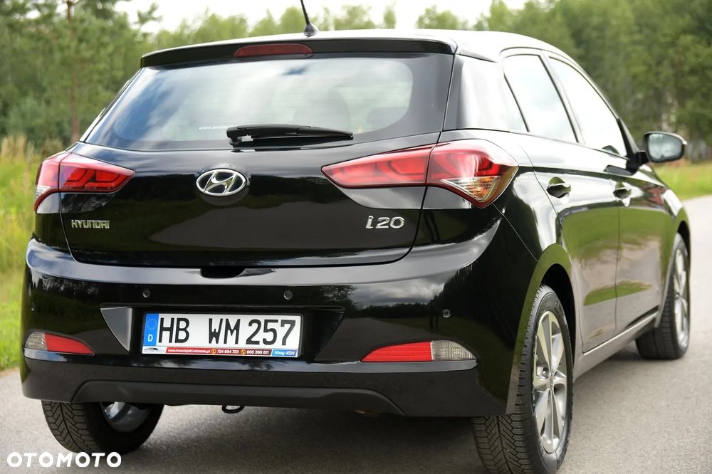 Hyundai i20 1.2 Passion - 8