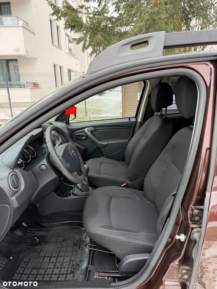 Dacia Duster 1.6 SCe Outdoor S&S - 9