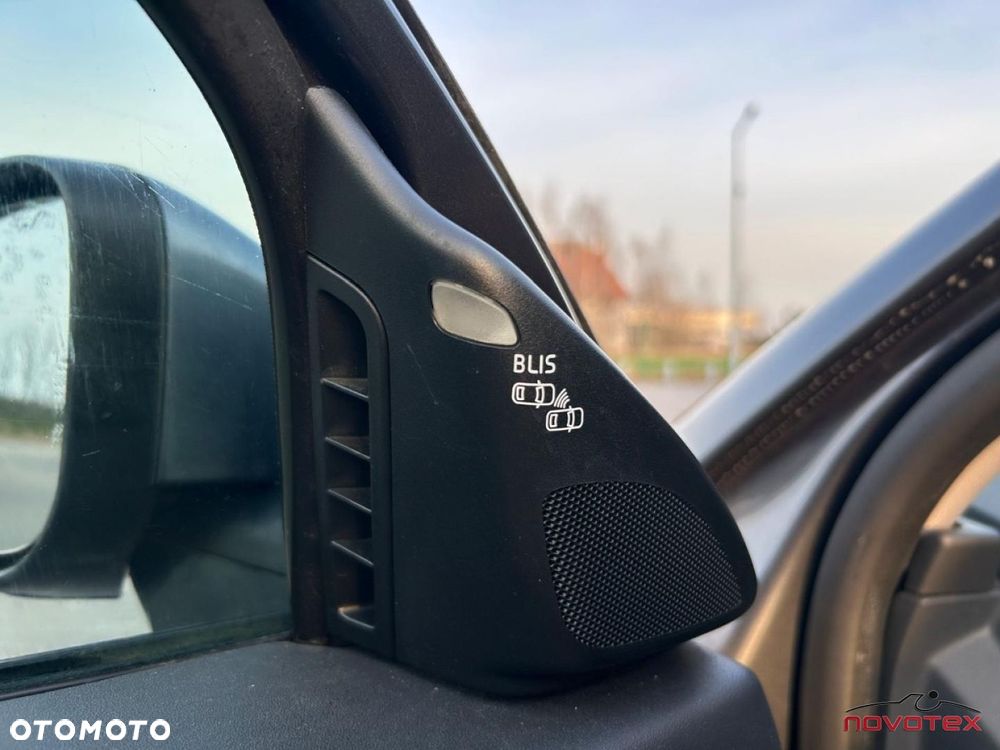 Volvo V50 D2 Momentum Start-Stop - 13