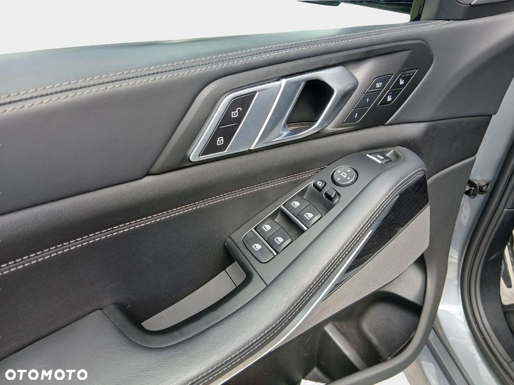 BMW X5 M M60i mHEV sport - 18