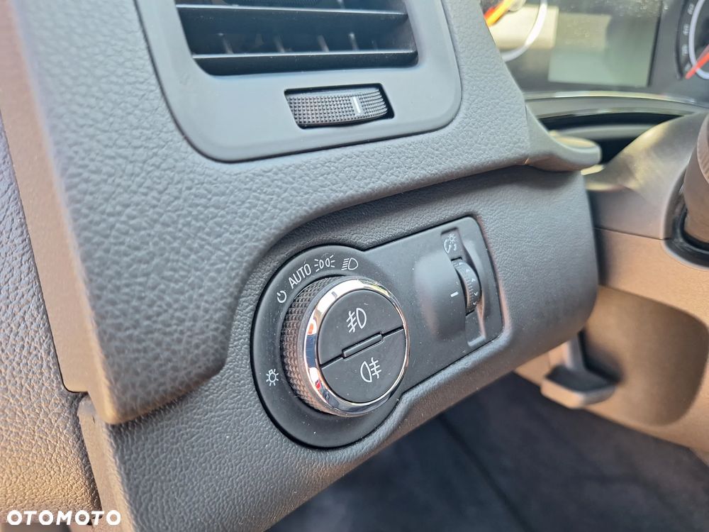 Opel Insignia 2.0 Turbo 4x4 Edition - 19
