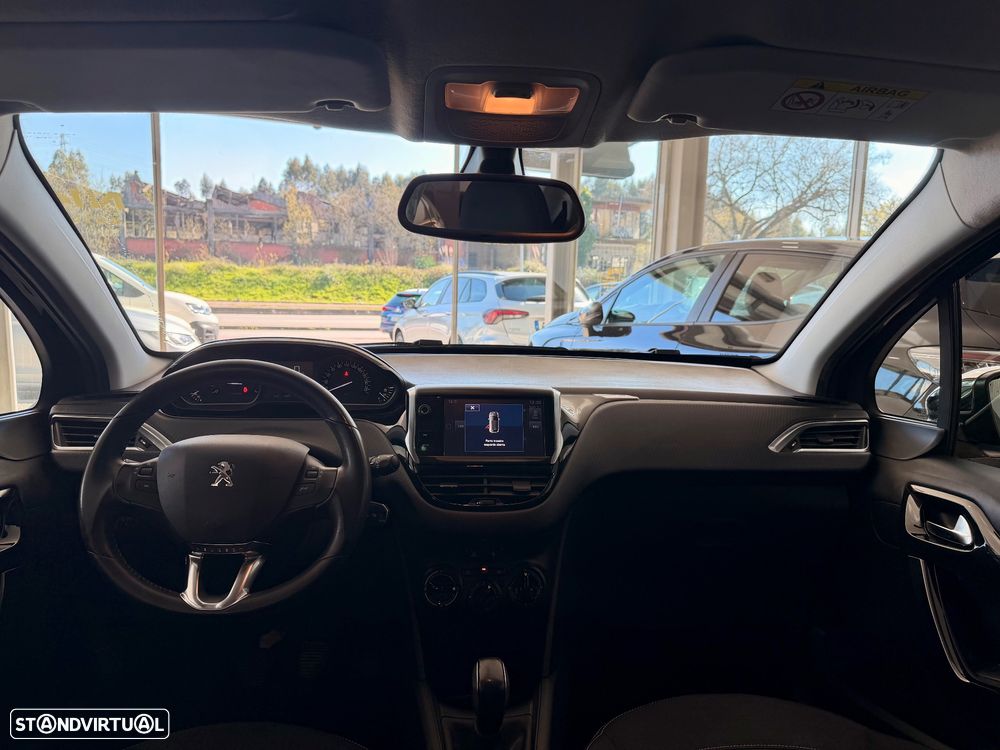 Peugeot 208 1.2 PureTech Style - 14