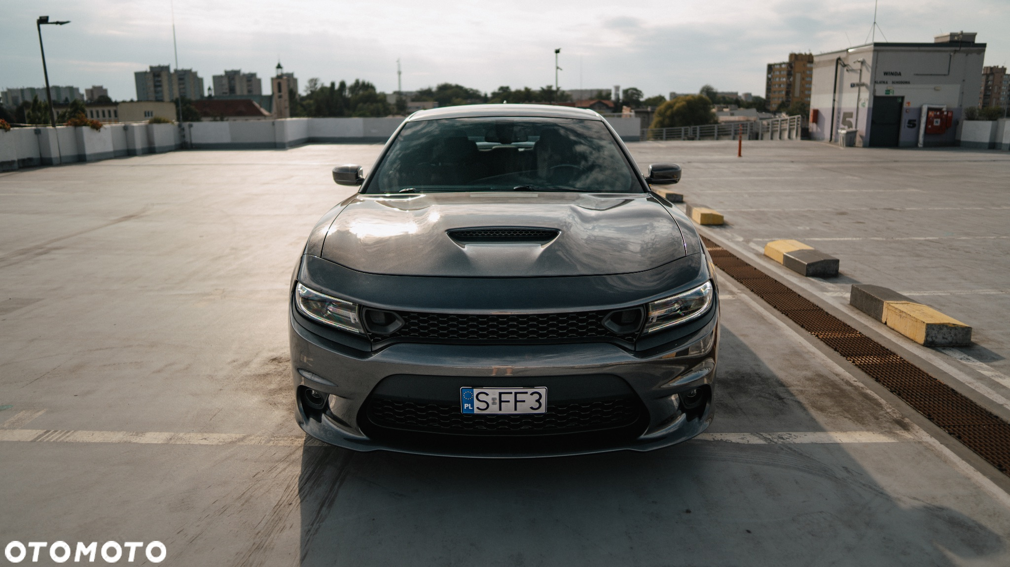 Dodge Charger 5.7 R/T - 8