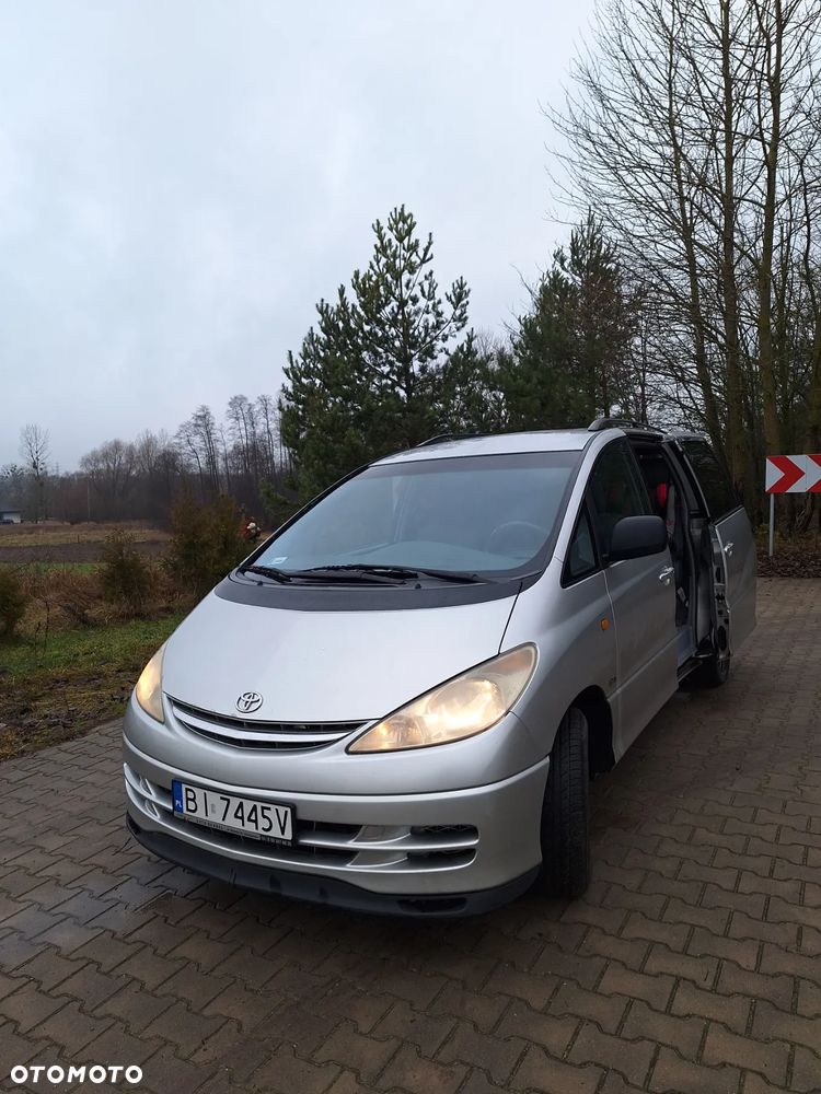 Toyota Previa 2.0 D-4D Linea Terra - 2