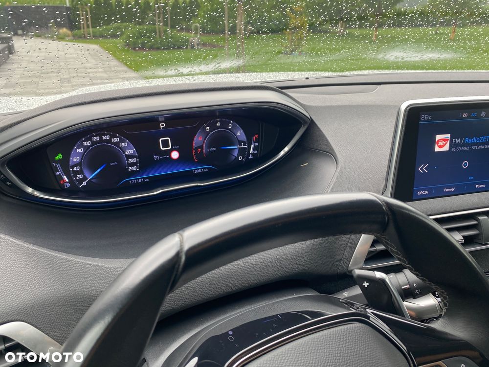 Peugeot 3008 1.2 PureTech GPF Allure S&S EAT8 - 21