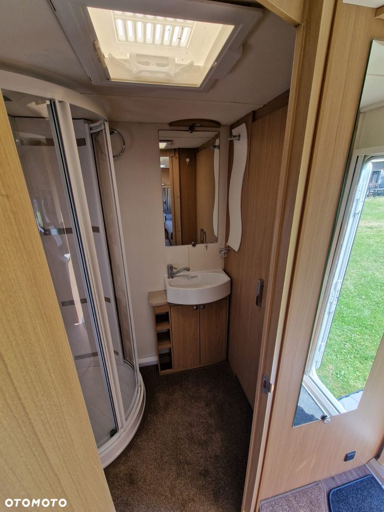 Elddis Avante 462 - 12