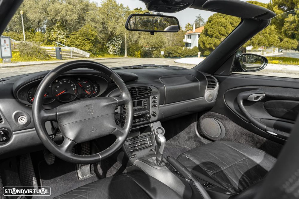 Porsche 911 (996) - 13