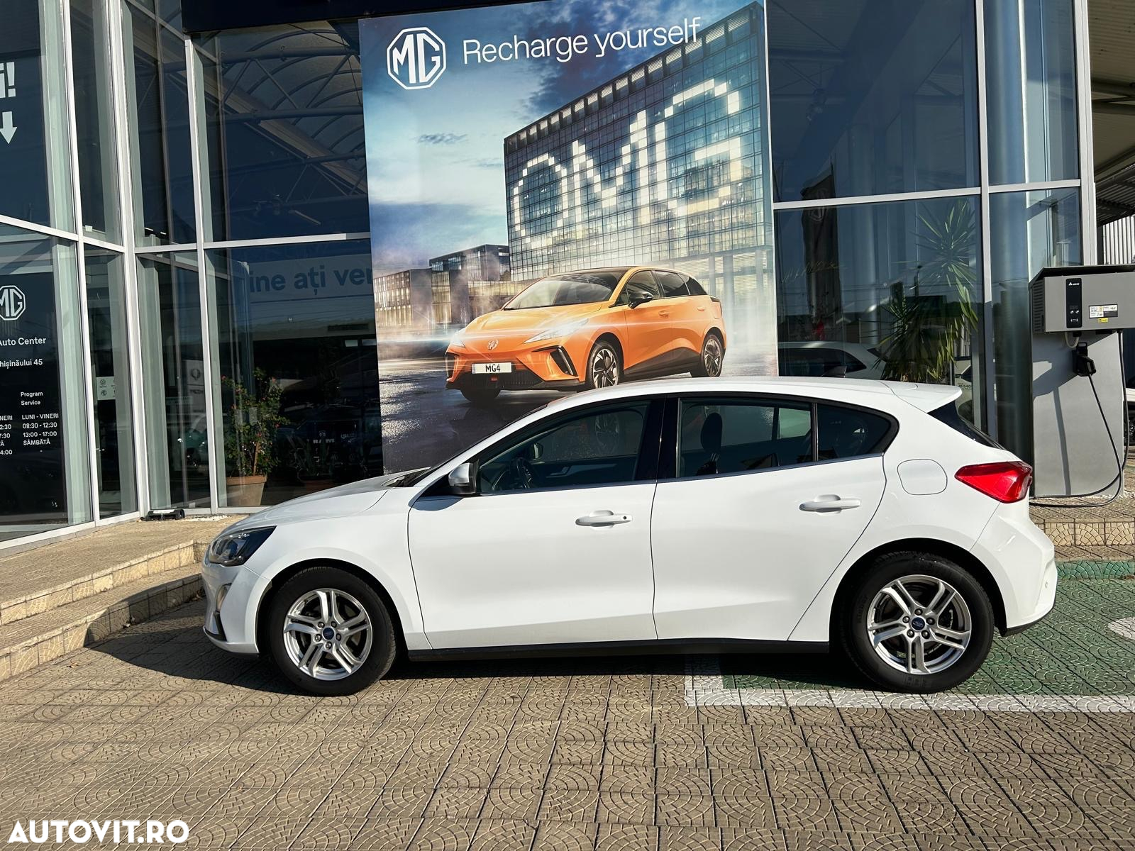 Ford Focus 1.0 EcoBoost Trend Edition - 5