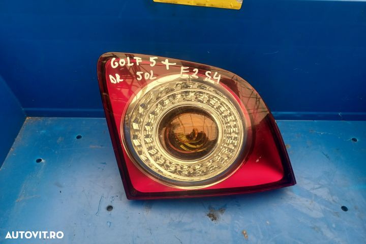 Lampa / Tripla stop dreapta pe hayon 5M0945094S Volkswagen VW Golf 5 - 1