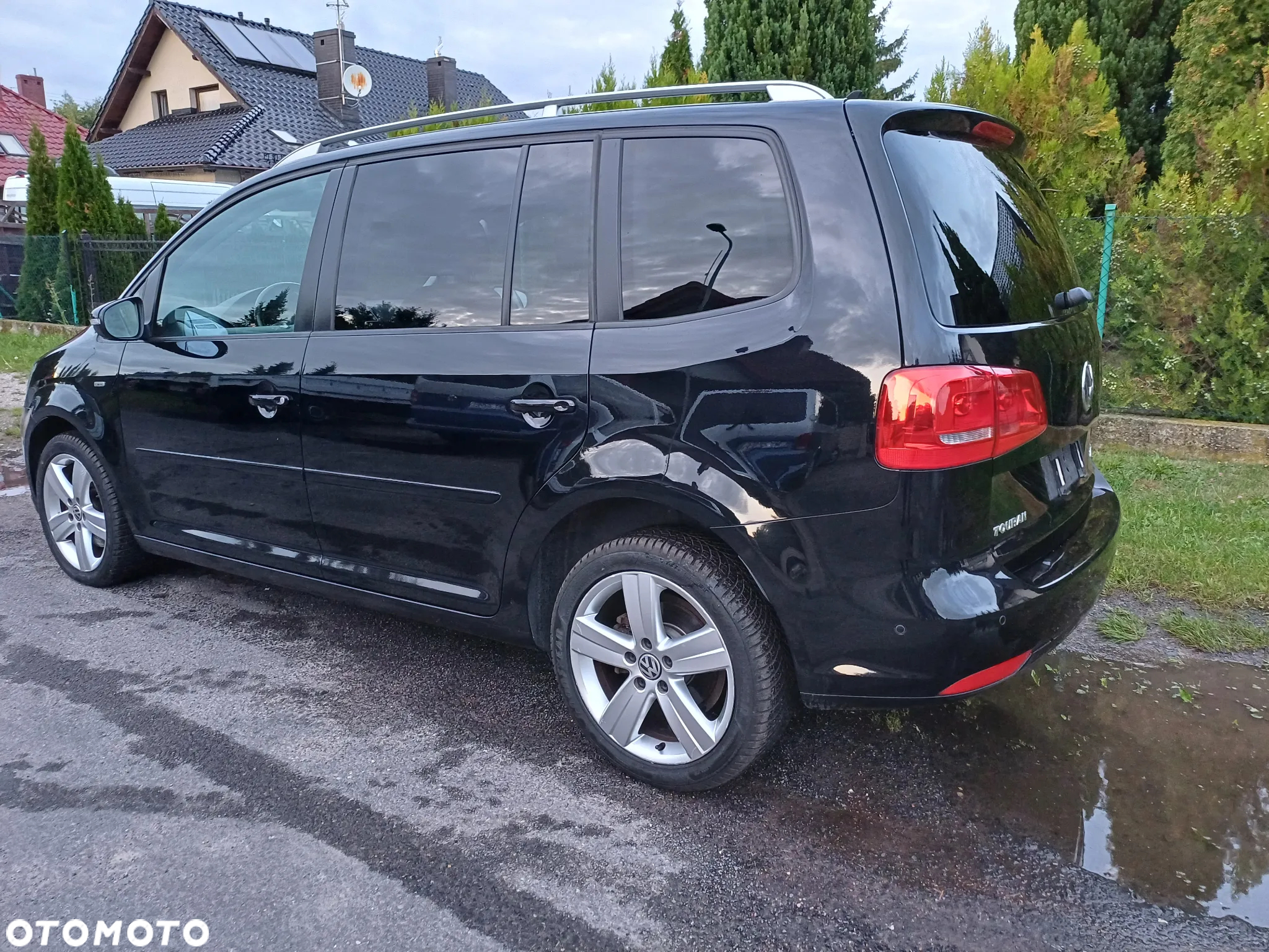 Volkswagen Touran 2.0 TDI DPF BlueMotion Technology DSG Life - 14