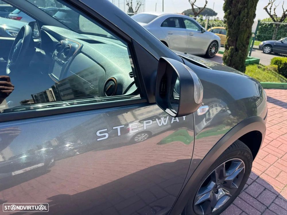 Dacia Sandero 0.9 TCe Stepway - 28