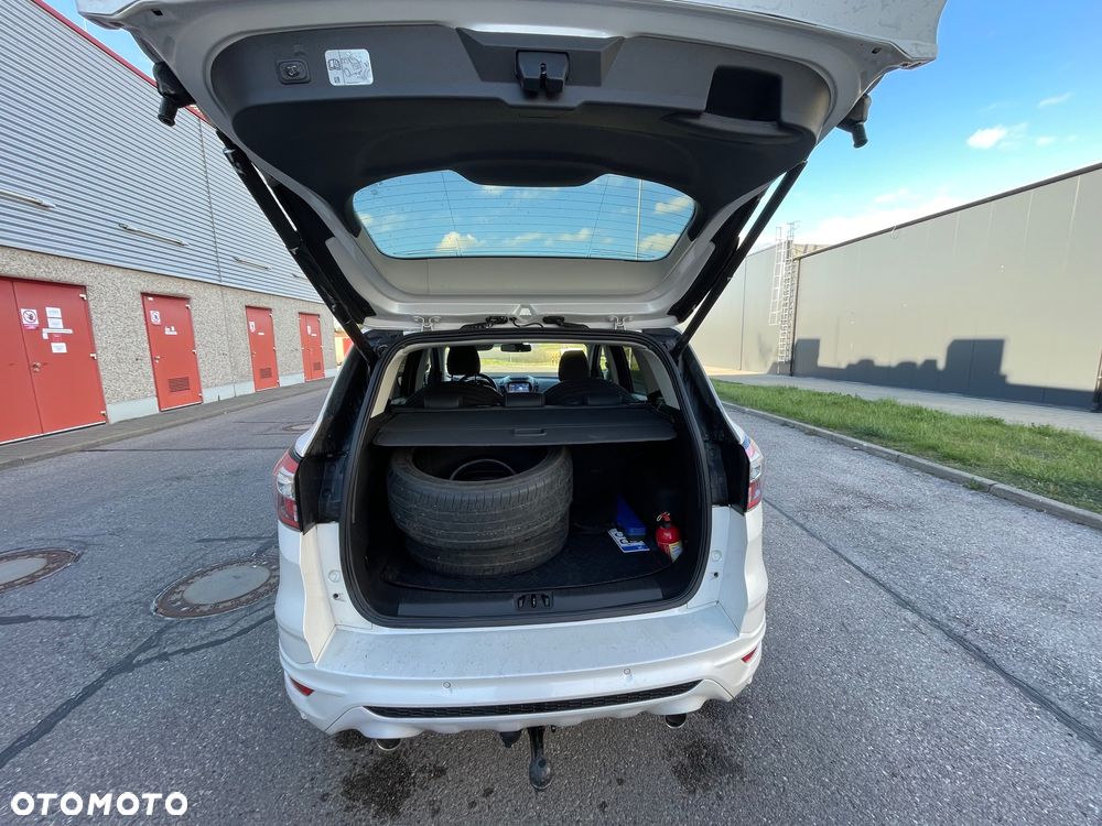 Ford Kuga Vignale 2.0 TDCi AWD - 16