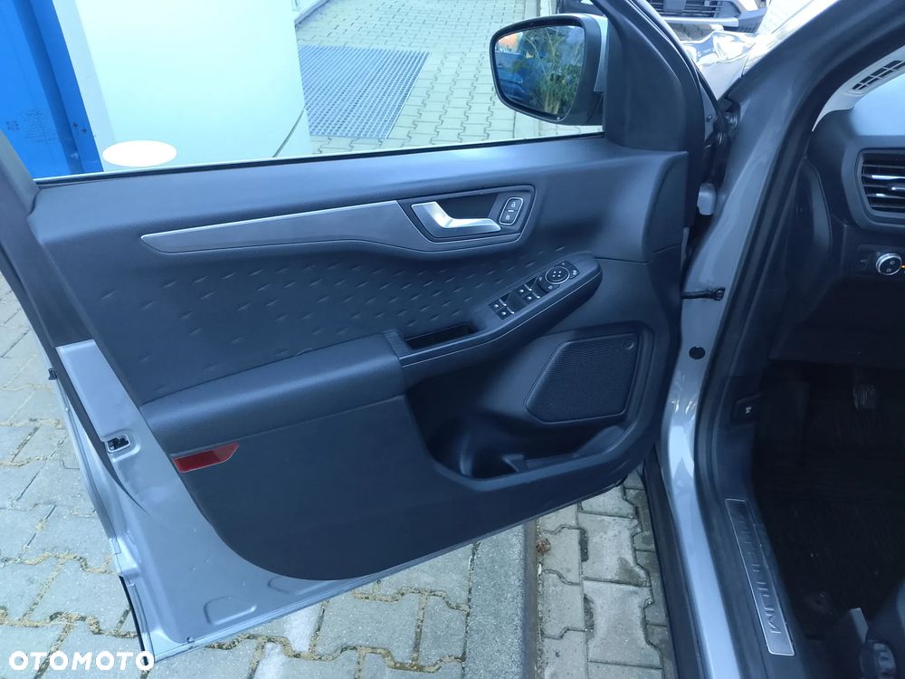 Ford Kuga 2.0 TDCi FWD Titanium - 17