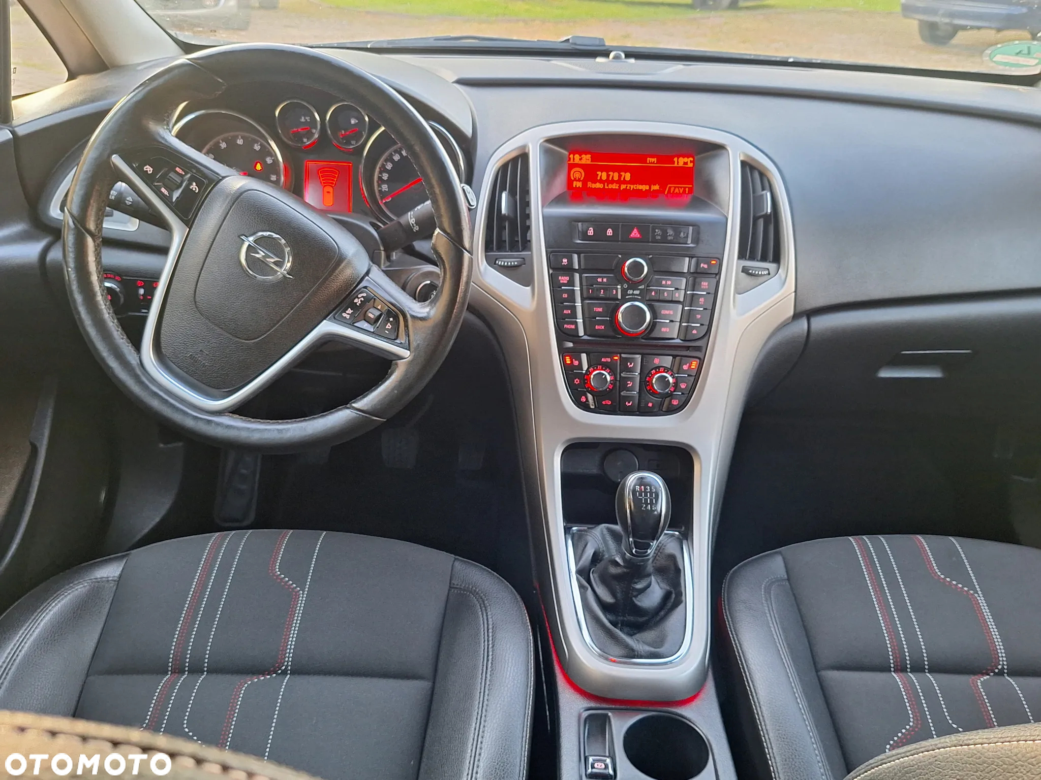 Opel Astra 1.4 Turbo Cosmo - 9