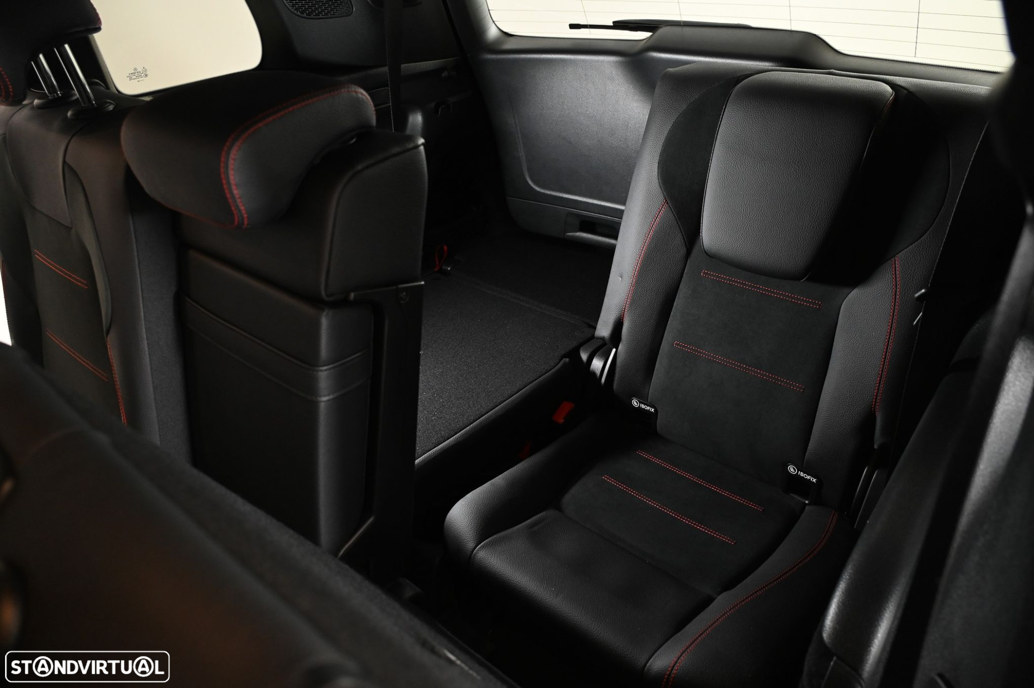 Mercedes-Benz GLB 180 d AMG Line - 10