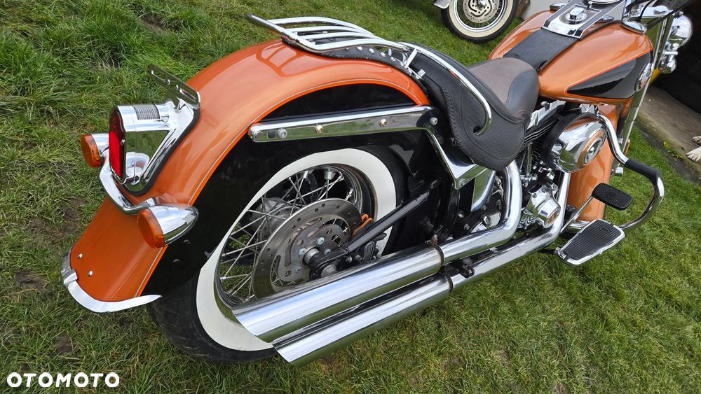 Harley-Davidson Softail Deluxe - 12