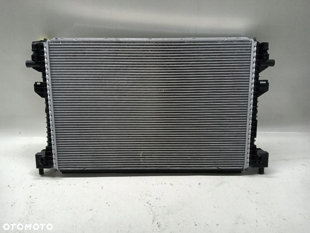 CHŁODNICA WODY AUDI SEAT SKODA 5Q0121251 - 5