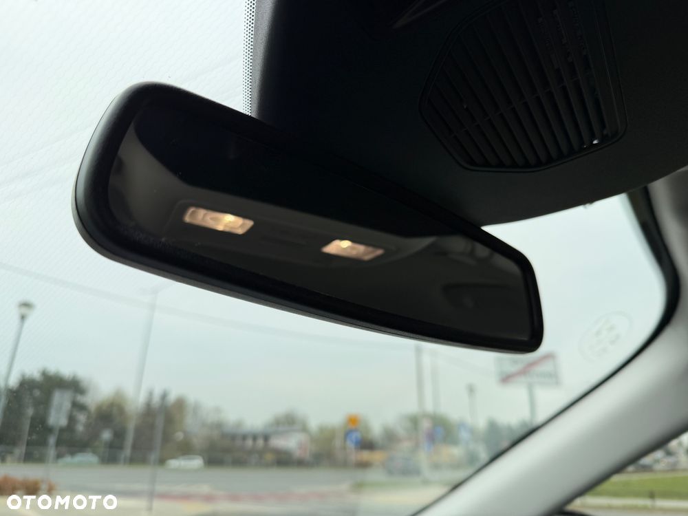 Ford Kuga 1.5 EcoBlue FWD Titanium X - 24