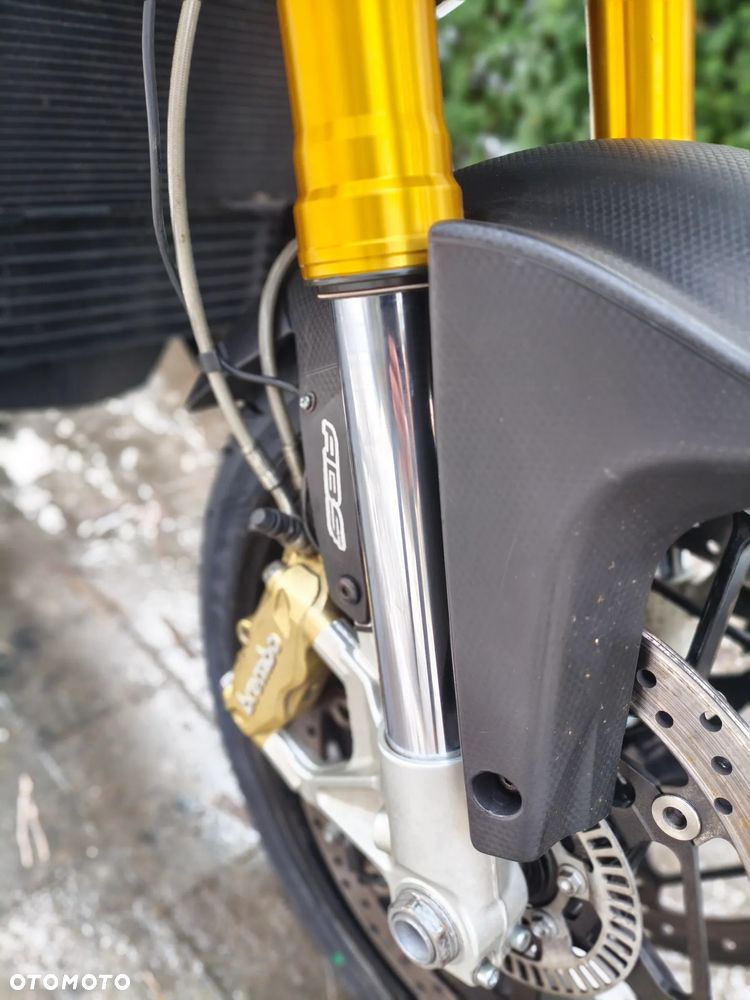 Aprilia Caponord - 10