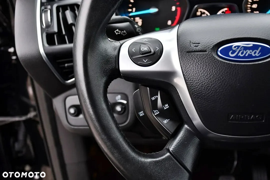 Ford Kuga 2.0 TDCi 4WD Titanium - 38