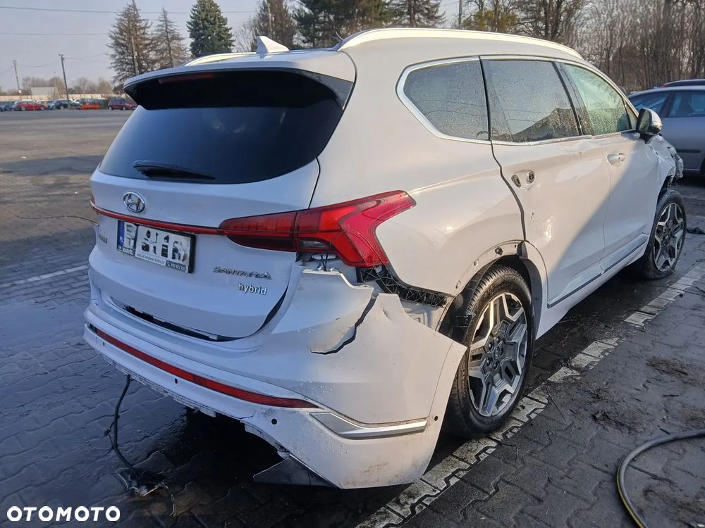 Hyundai Santa Fe 1.6 T-GDI HEV Platinum 4WD - 3