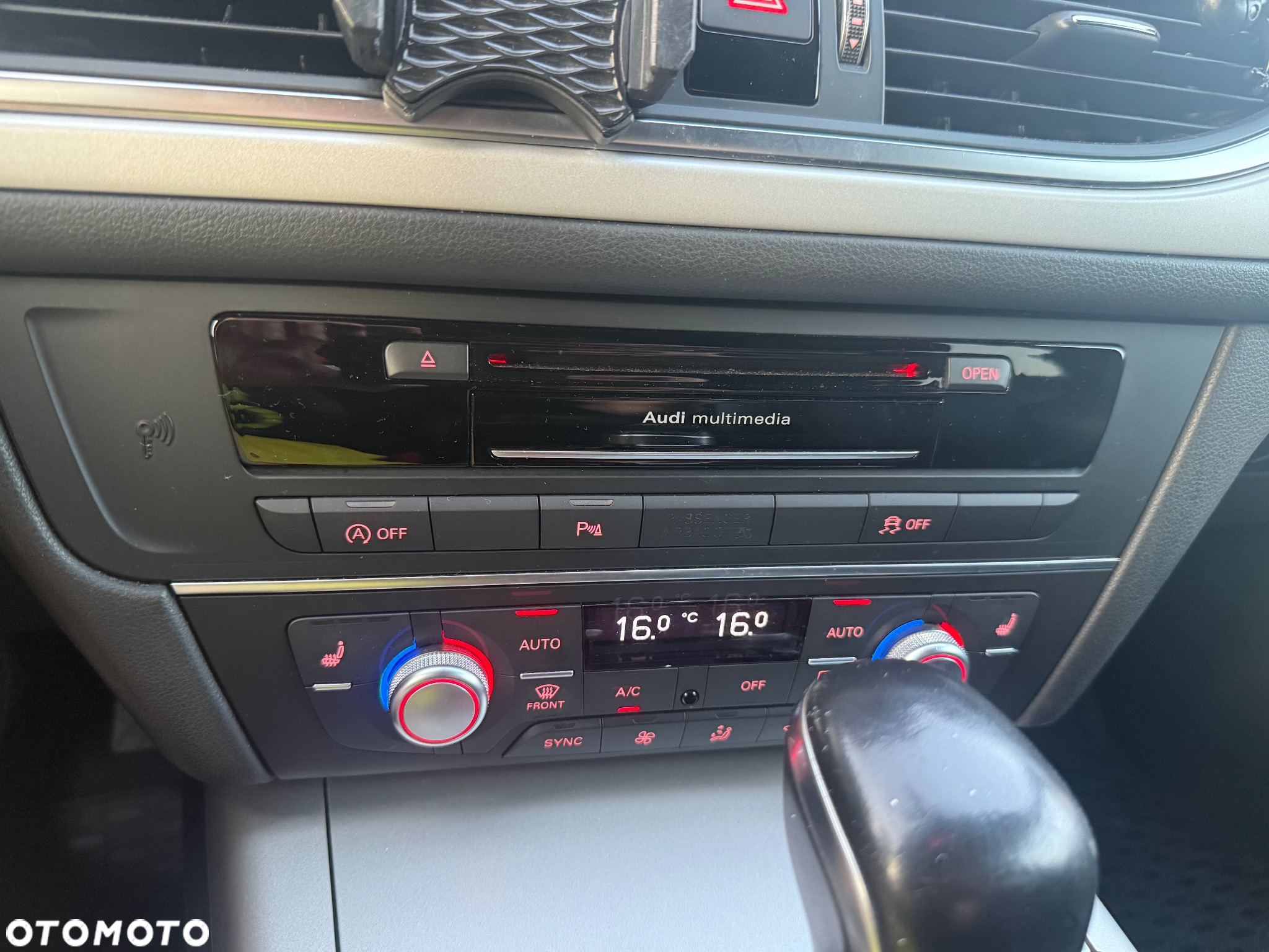 Audi A6 2.0 TDI ultra S tronic - 17