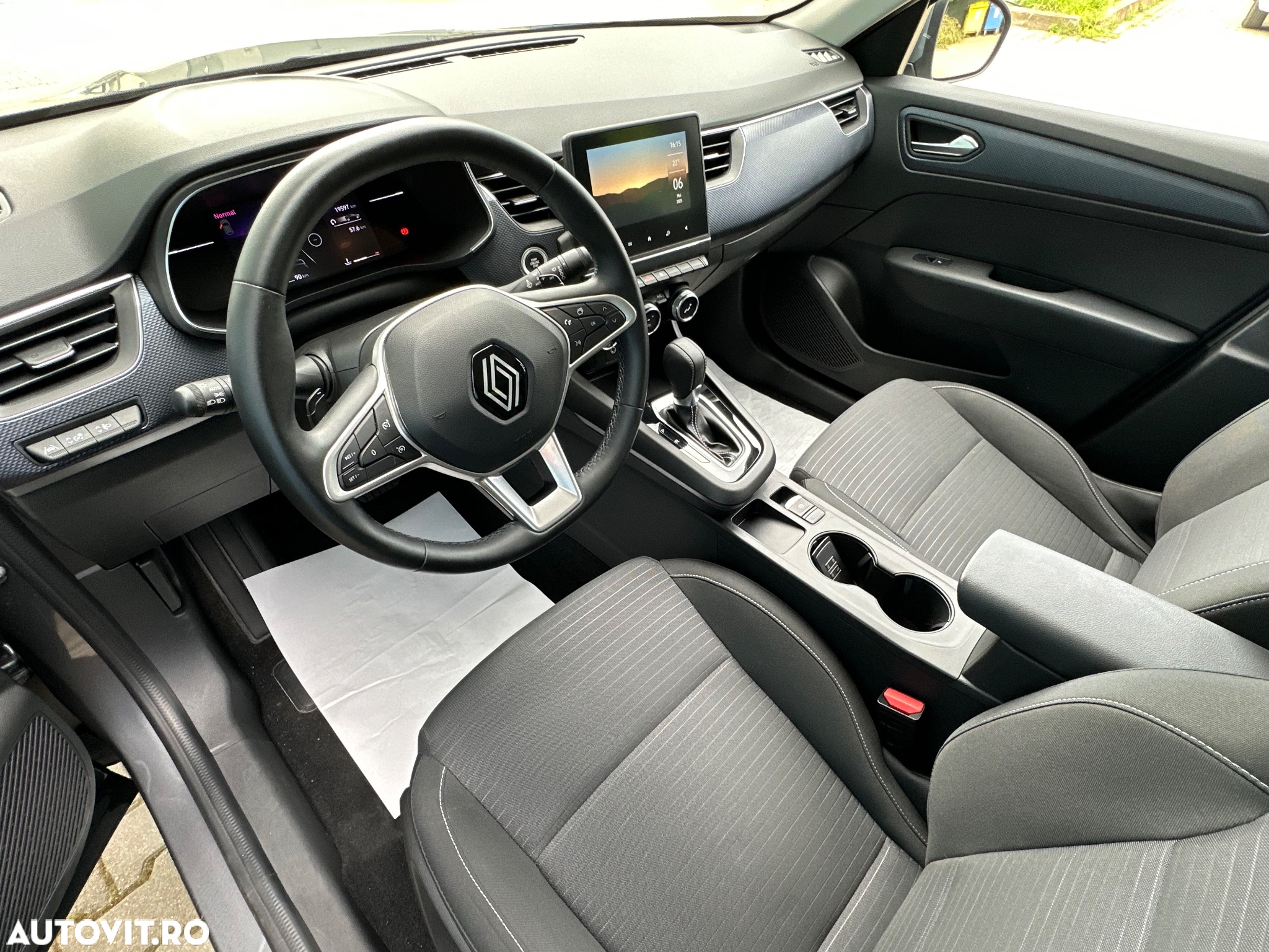 Renault Arkana MHEV 140 EDC Evolution - 15