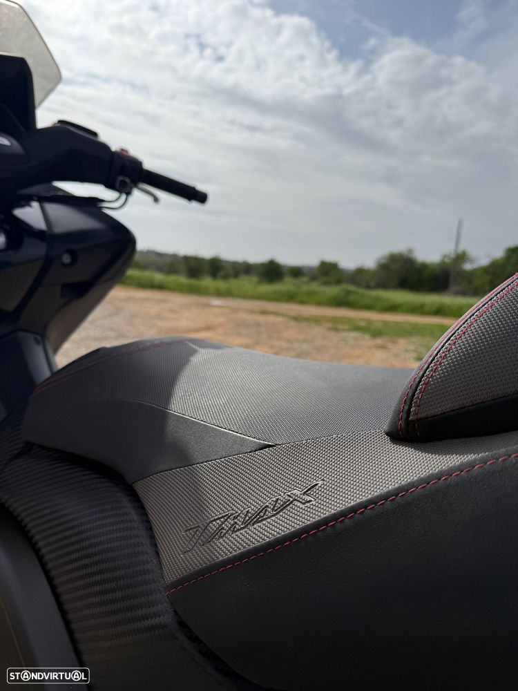 Yamaha TMAX - 6