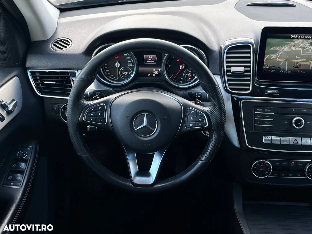 Mercedes-Benz GLE 250 d 4MATIC - 12