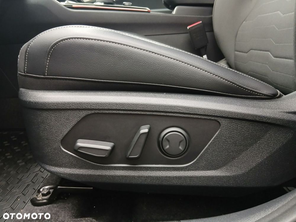Kia Sportage 1.6 T-GDI Business Line 2WD DCT - 17