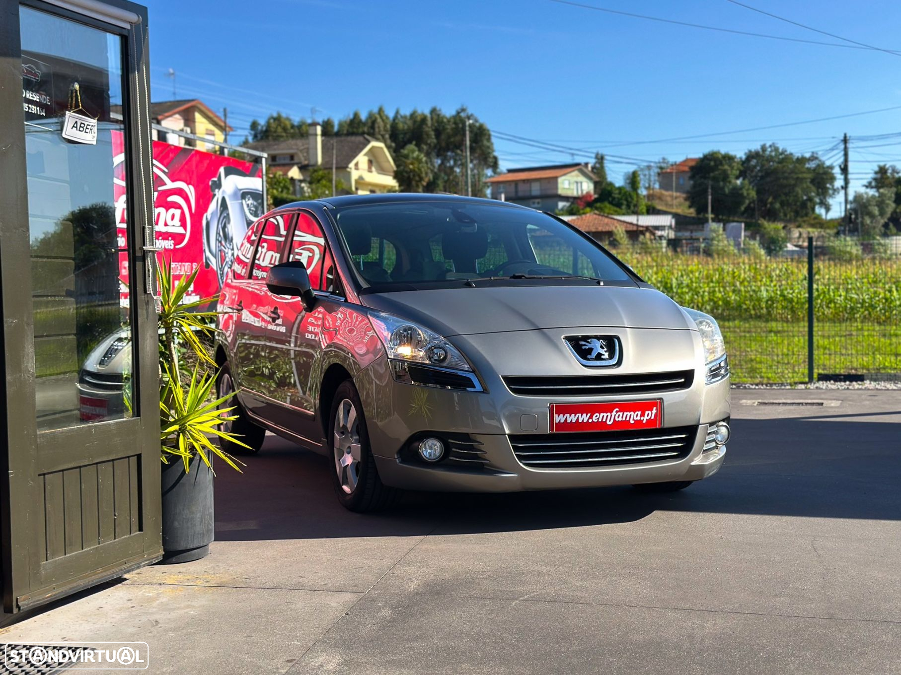 Peugeot 5008 - 10