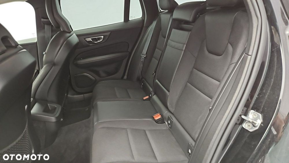 Volvo V60 Cross Country D4 AWD - 20