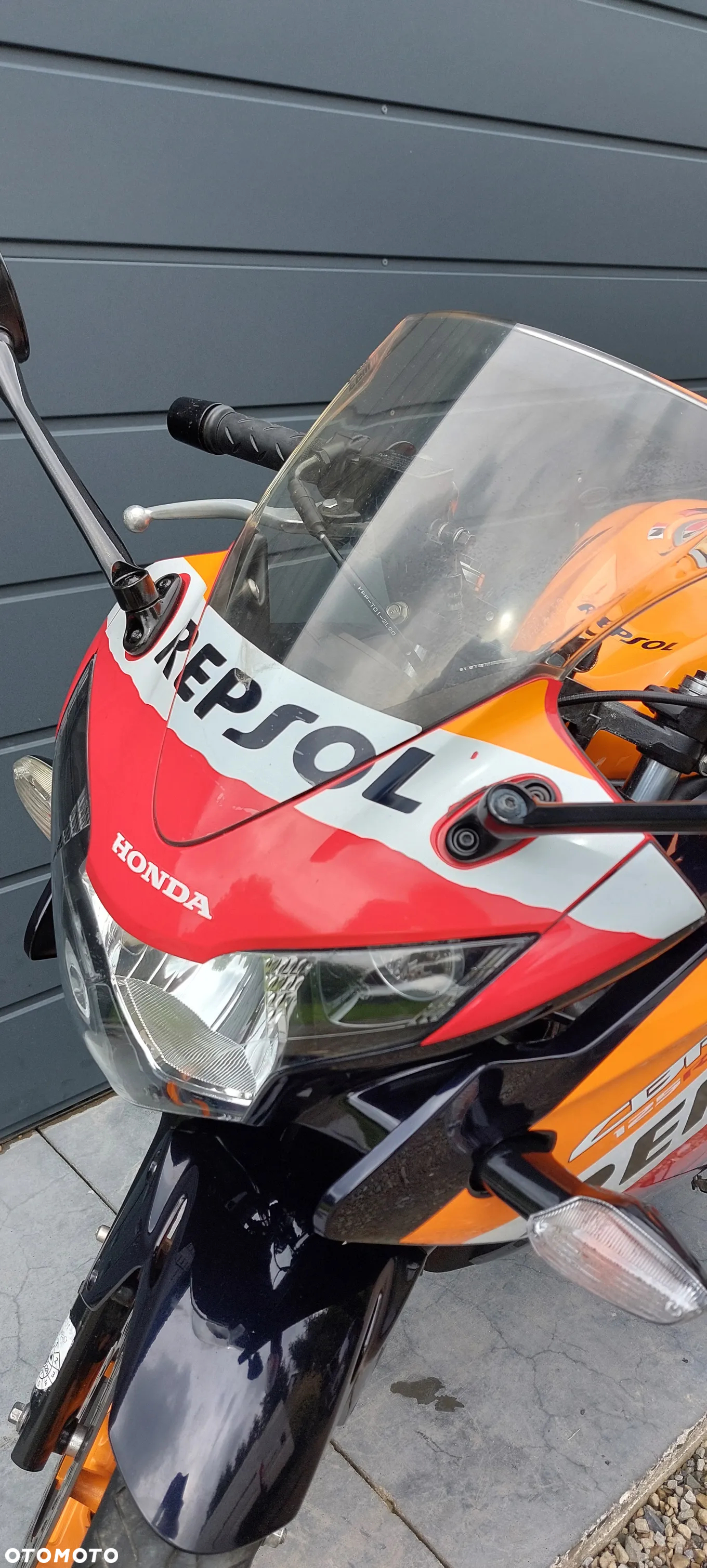 Honda CBR - 7