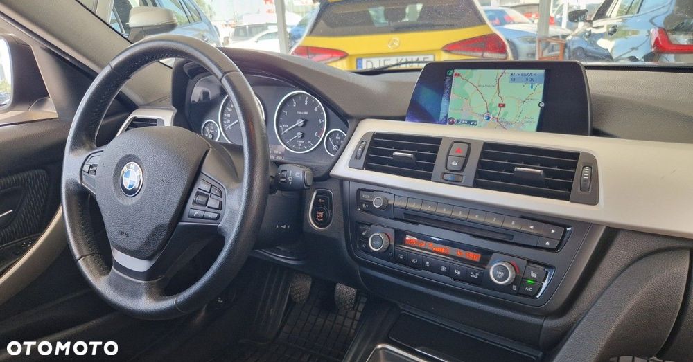 BMW Seria 3 316d Advantage - 23