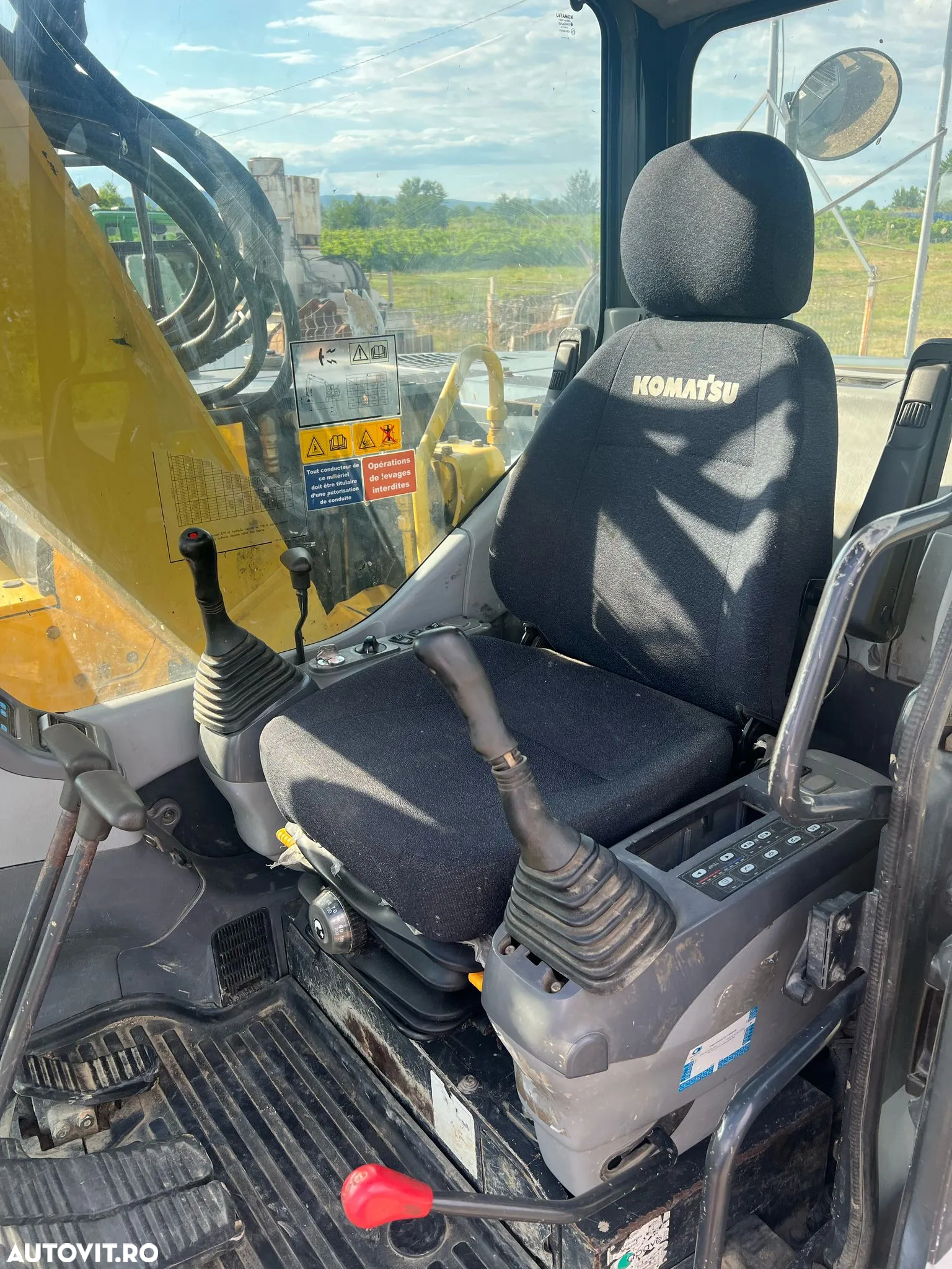 Komatsu PC138us - 7