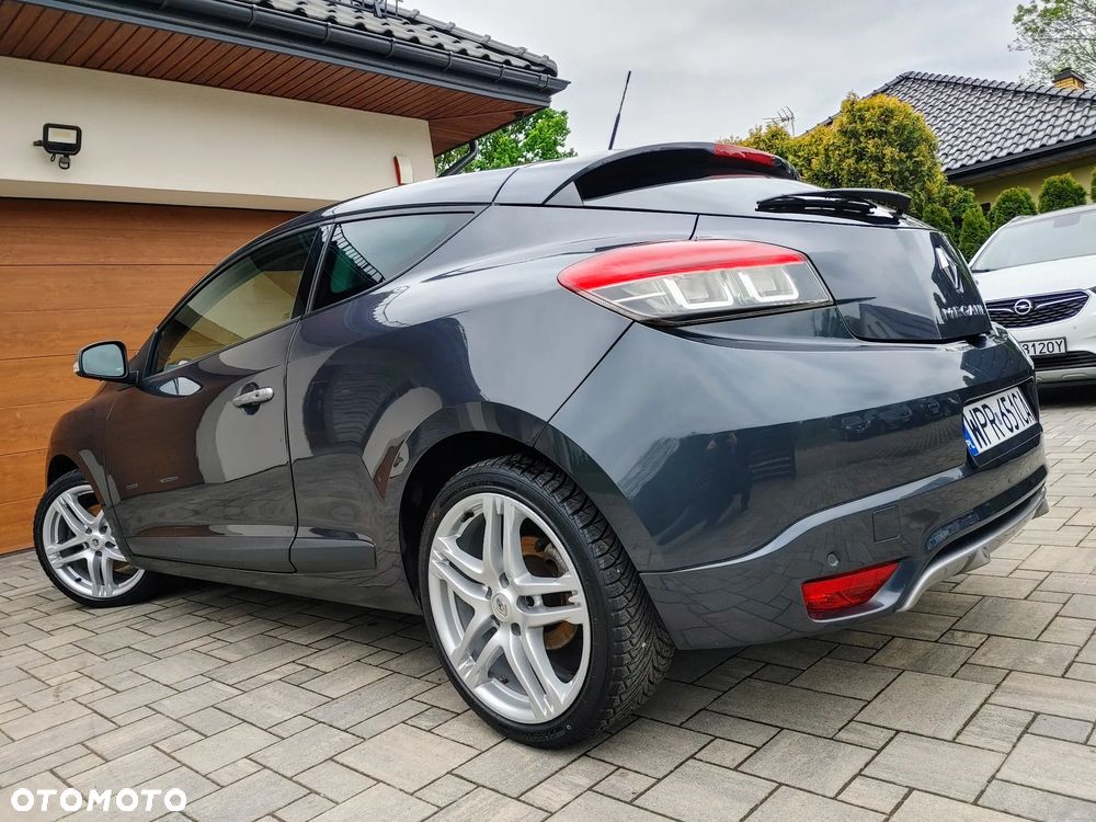 Renault Megane TCe 180 GT - 17