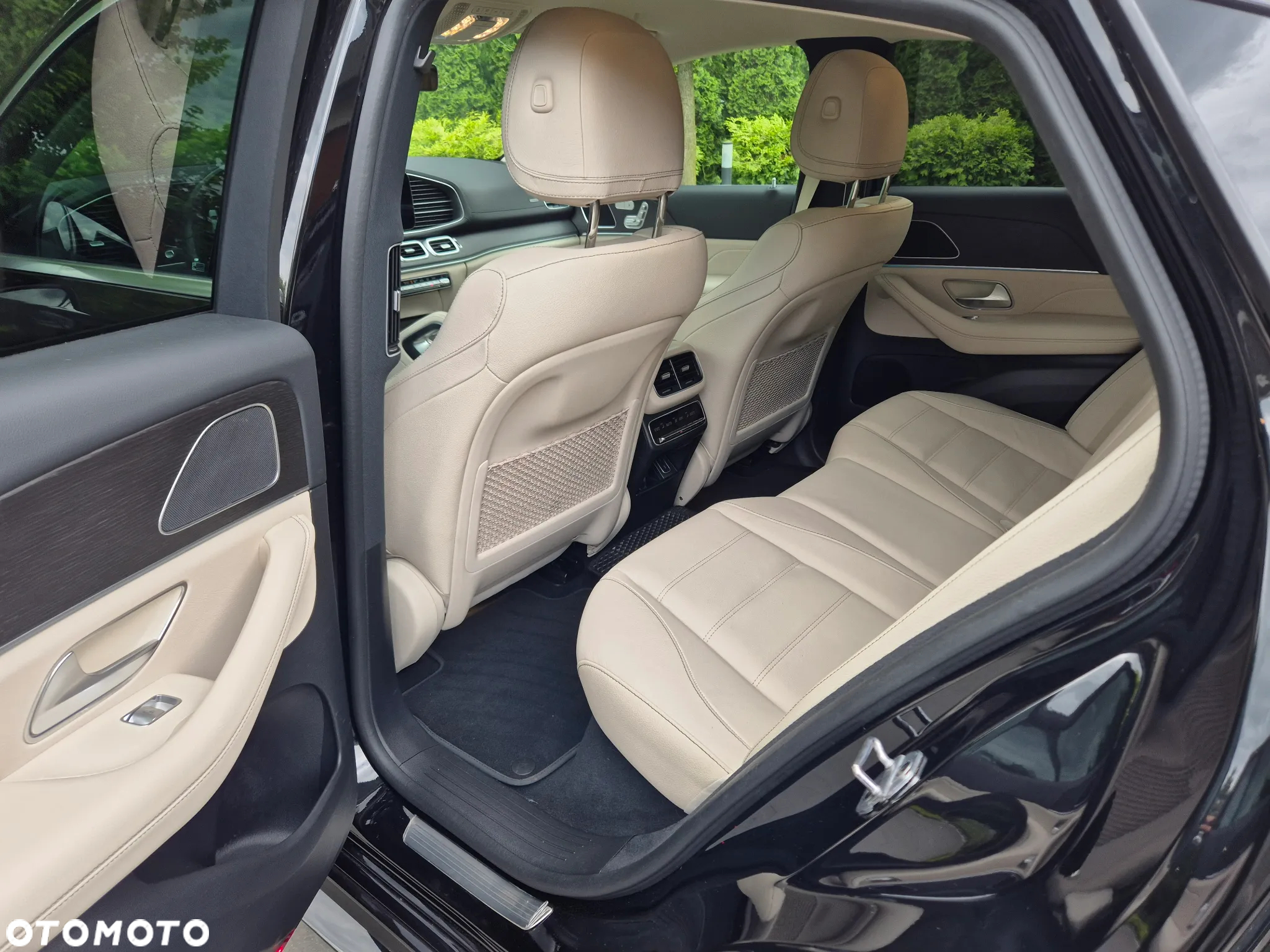 Mercedes-Benz GLE 300 d 4-Matic - 28