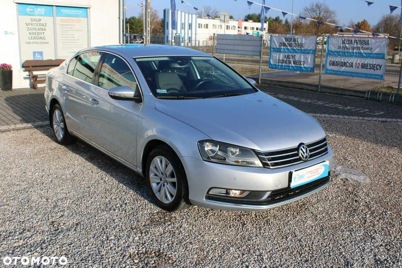Volkswagen Passat - 5