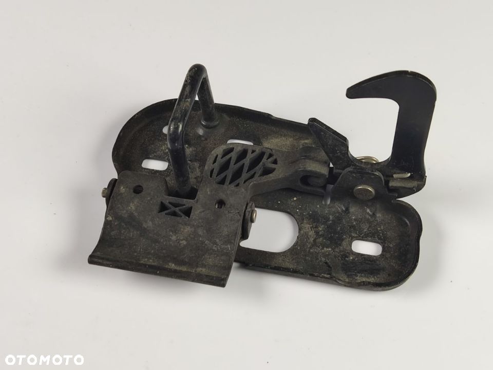 VOLKSWAGEN TOURAN II 2010 2015 CADdy Zamek Maski - 3