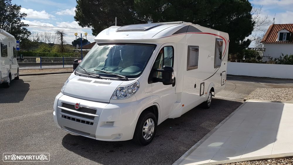 Burstner Nexxo T 687 Cama Central - 4