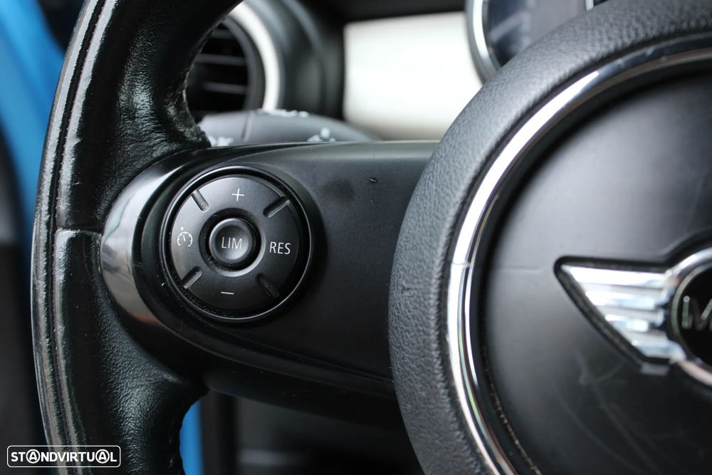 MINI 5 Portas Cooper D - 21