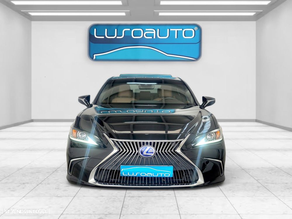 Lexus ES 300h Special Edition - 3