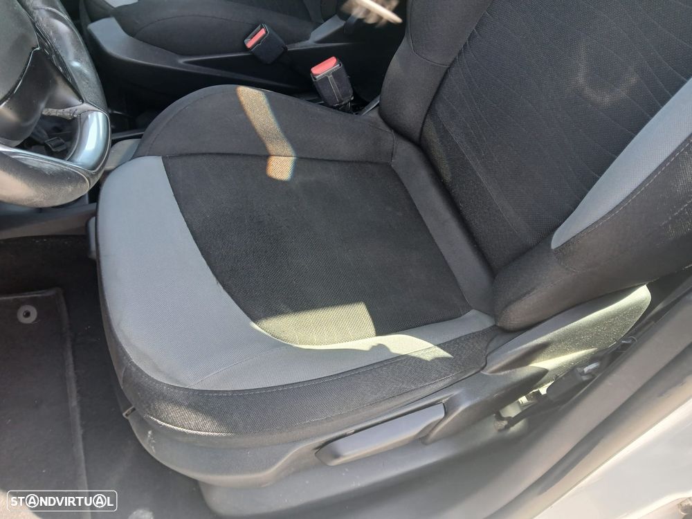 Citroën C4 Grand Picasso 1.6 e-HDi Intensive ETG6 J17 - 9