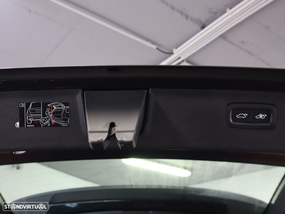 Volvo XC 90 2.0 T8 PHEV Inscription AWD - 30