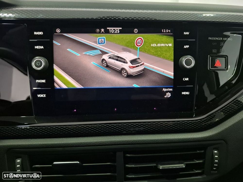 VW Taigo 1.0 TSI Urban - 17