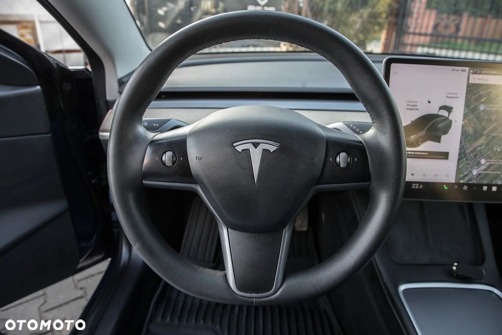 Tesla Model 3 - 18