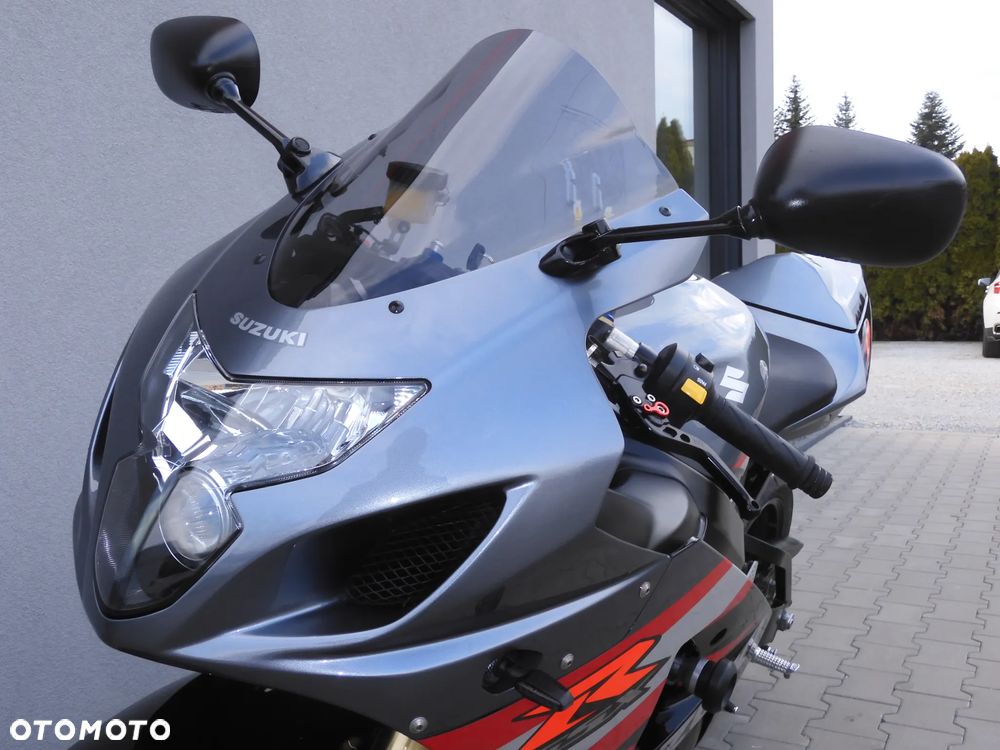 Suzuki GSX-R - 22