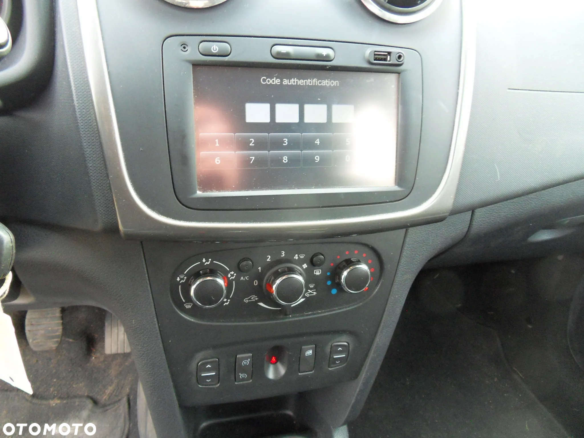 Dacia Sandero Stepway 0.9 TCe Laureate - 13